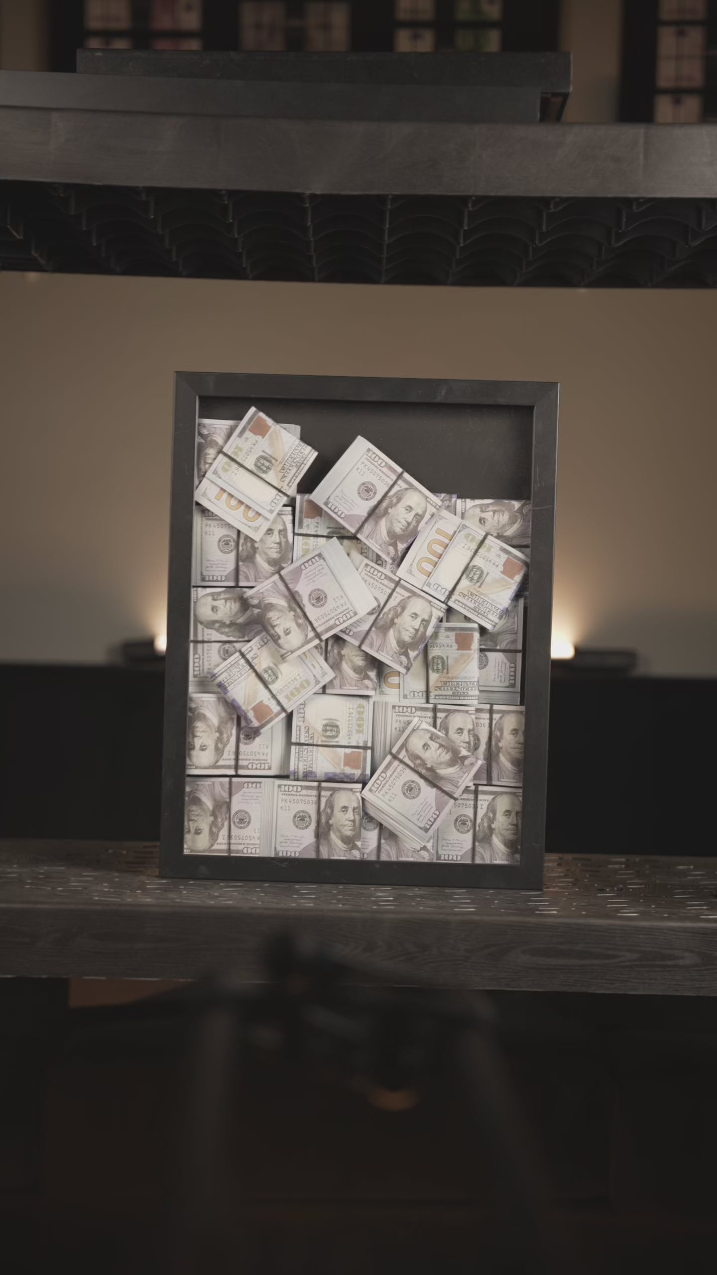 لوحة دولار عشوائي